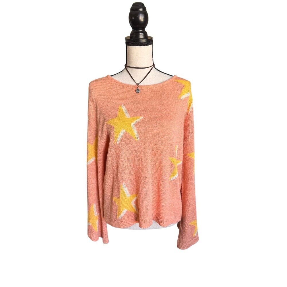 fab'rik Star Print Lightweight Sweater Small Peach Yellow Soft Knit Pullover